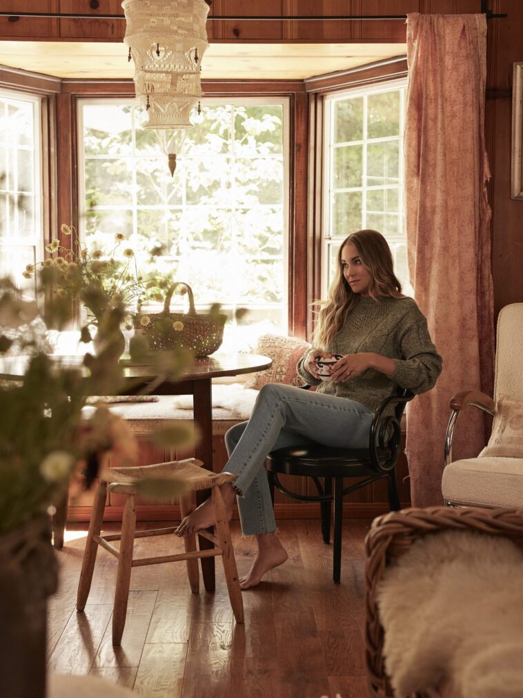 My October Womenswear Collection – Lauren Conrad