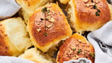 French Onion Rolls – A Cozy Kitchen