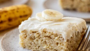 Banana Cake with Cream Cheese Frosting – WellPlated.com
