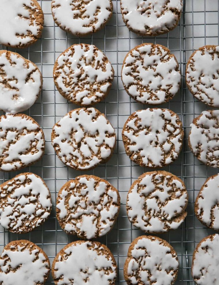 Iced Oatmeal Cookies Recipe Midwest