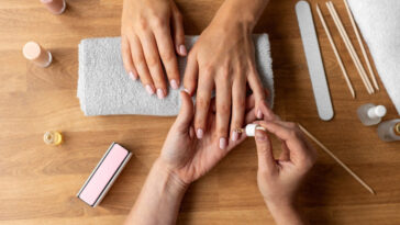 What Makes Nail Extension Classes Essential For Aspiring Nail Technicians?