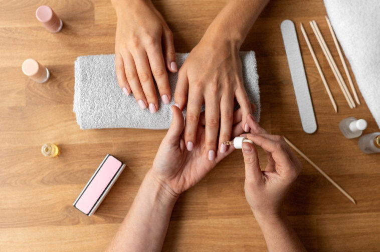 What Makes Nail Extension Classes Essential For Aspiring Nail Technicians?