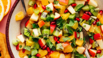 Easy Winter Fruit Salad (1 Bowl!)