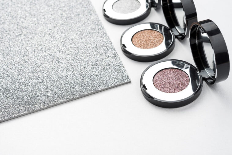 How Silver Nail Chrome Powder And Compact LED Lamps Can Take Your Nails To The Next Level