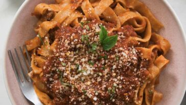 Lamb Bolognese (Freeze For Later)