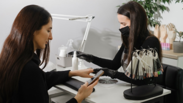 California Bill AB-504 Seeks to Restore Independent Contractor Status for Licensed Manicurists