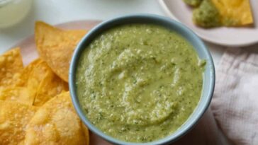 Salsa Verde – A Cozy Kitchen