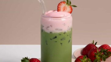 Strawberry Matcha Latte – A Cozy Kitchen