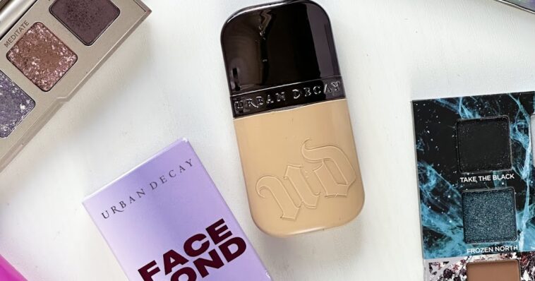 MAKEUP | Urban Decay Face Bond Foundation #FoundationFriday | Cosmetic Proof