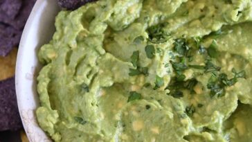 The Best Homemade Guacamole – Mel’s Kitchen Cafe