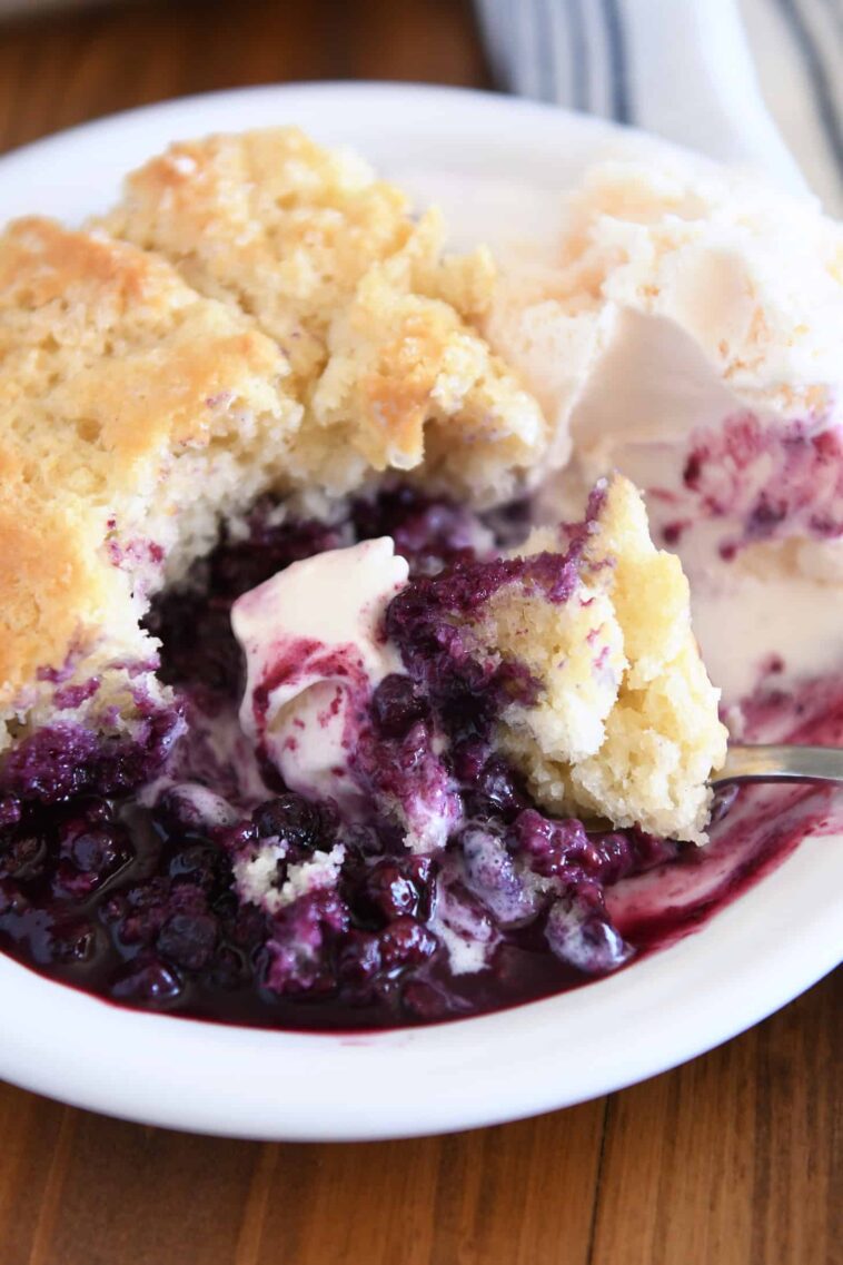 Triple Berry Cobbler – Mel’s Kitchen Cafe