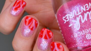 NAILS | Pink Abstract #CBBxManiMonday | Cosmetic Proof