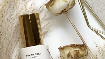 SKINCARE | FirstBase Fresh Start Organic Essence #CanadianJuly | Cosmetic Proof